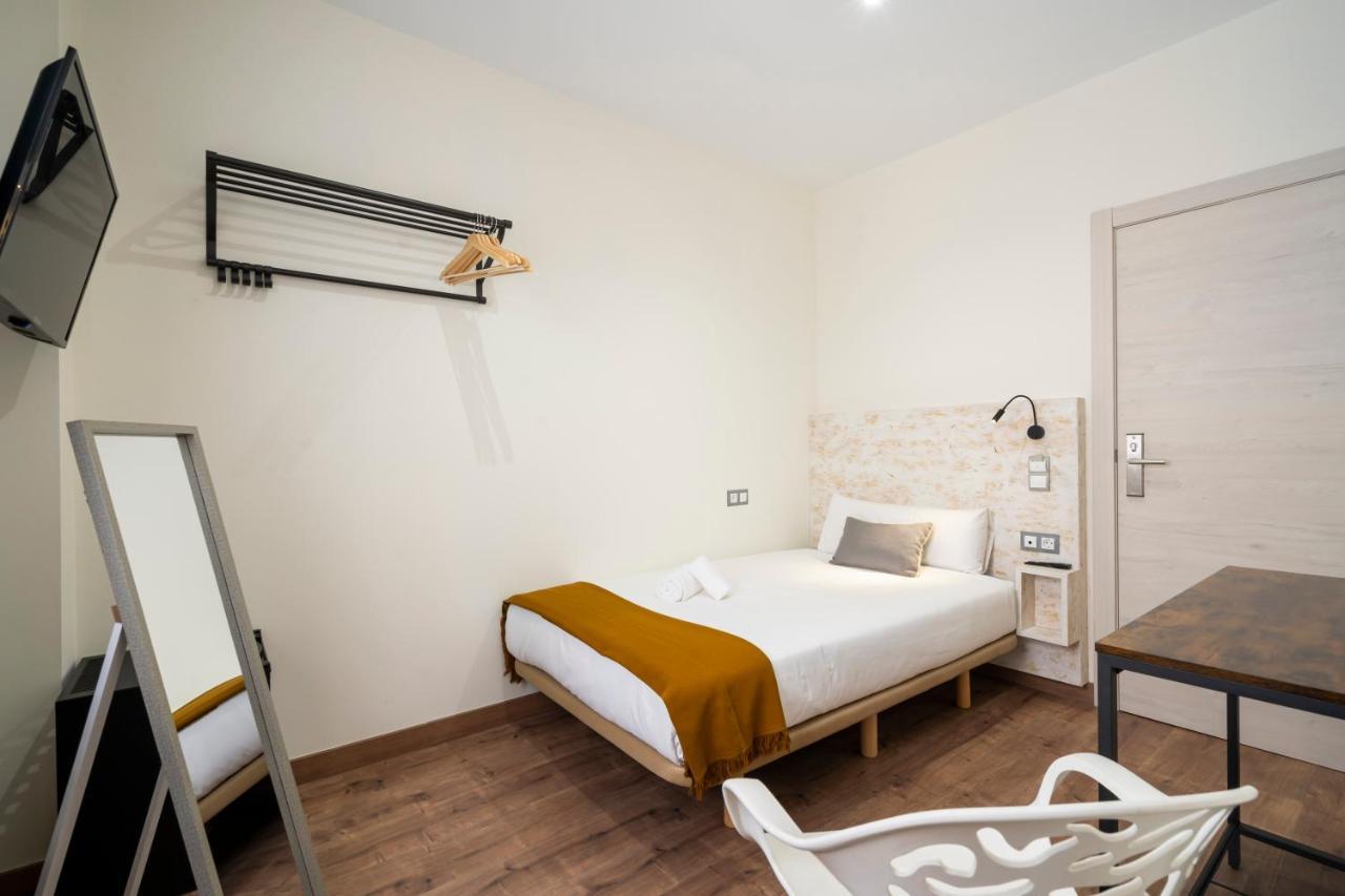 Dobo Azacanes Hostal Toledo Exteriör bild