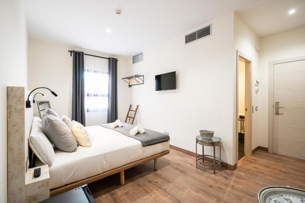 Dobo Azacanes Hostal Toledo Exteriör bild