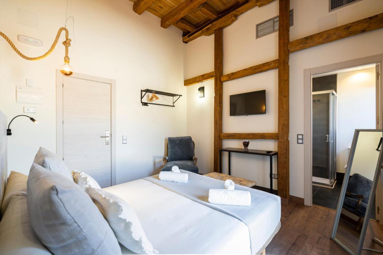 Dobo Azacanes Hostal Toledo Exteriör bild
